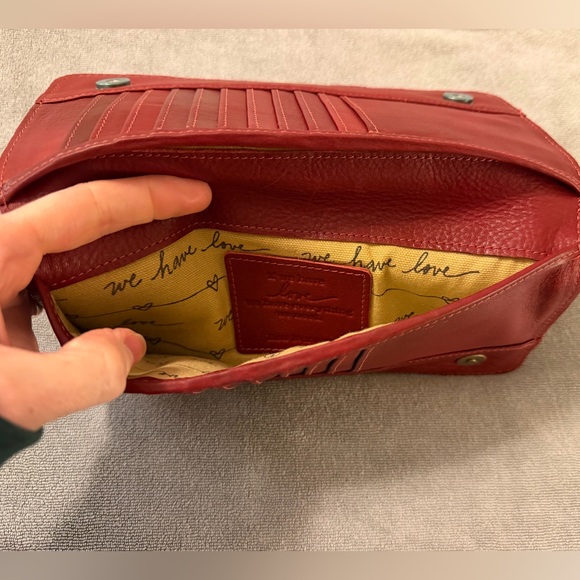 Lisa Leonard Genuine Leather Wallet with Zipper Tassel & 22 Card Slots, Red NWOT - Picture 6 of 15